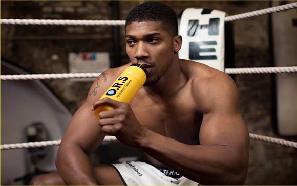 Cómo la hidratación afecta el rendimiento en el boxeo